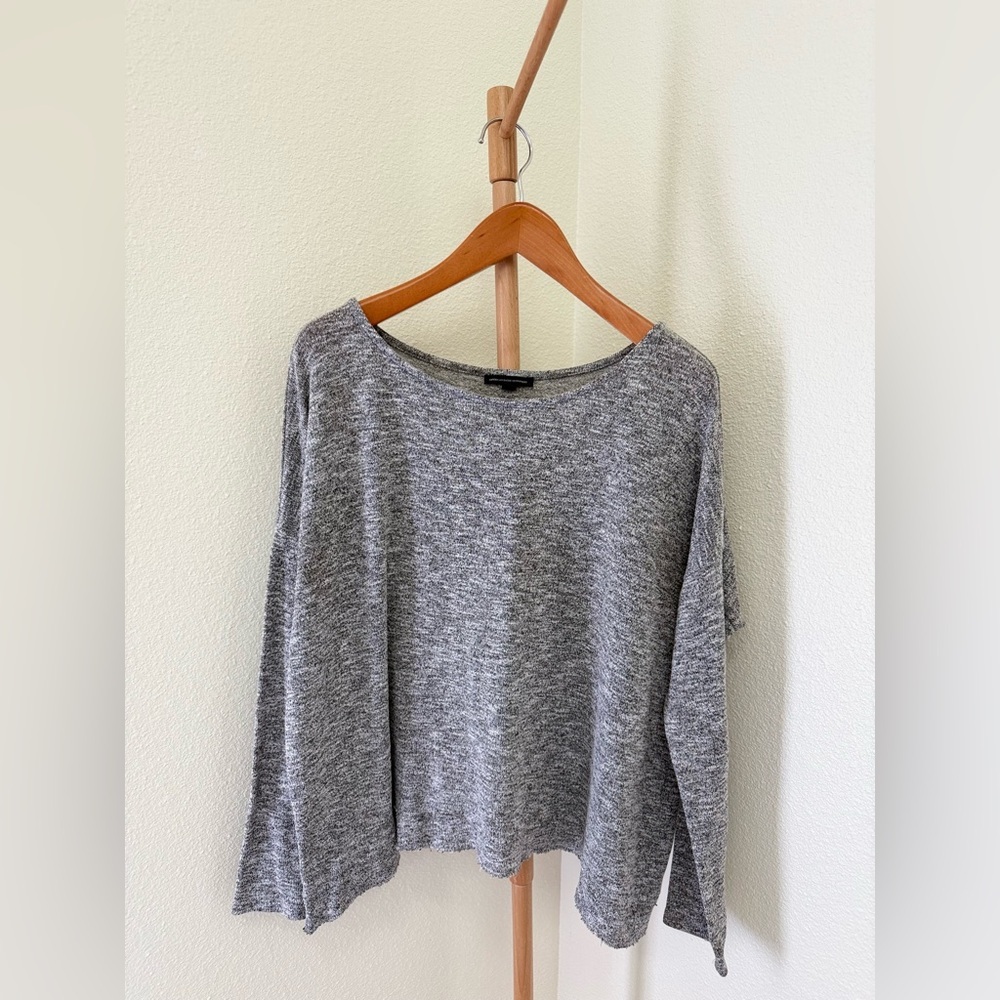 American Eagle Gray Relaxed Fit Long Sleeve Top Light Sweater Womens Size Large